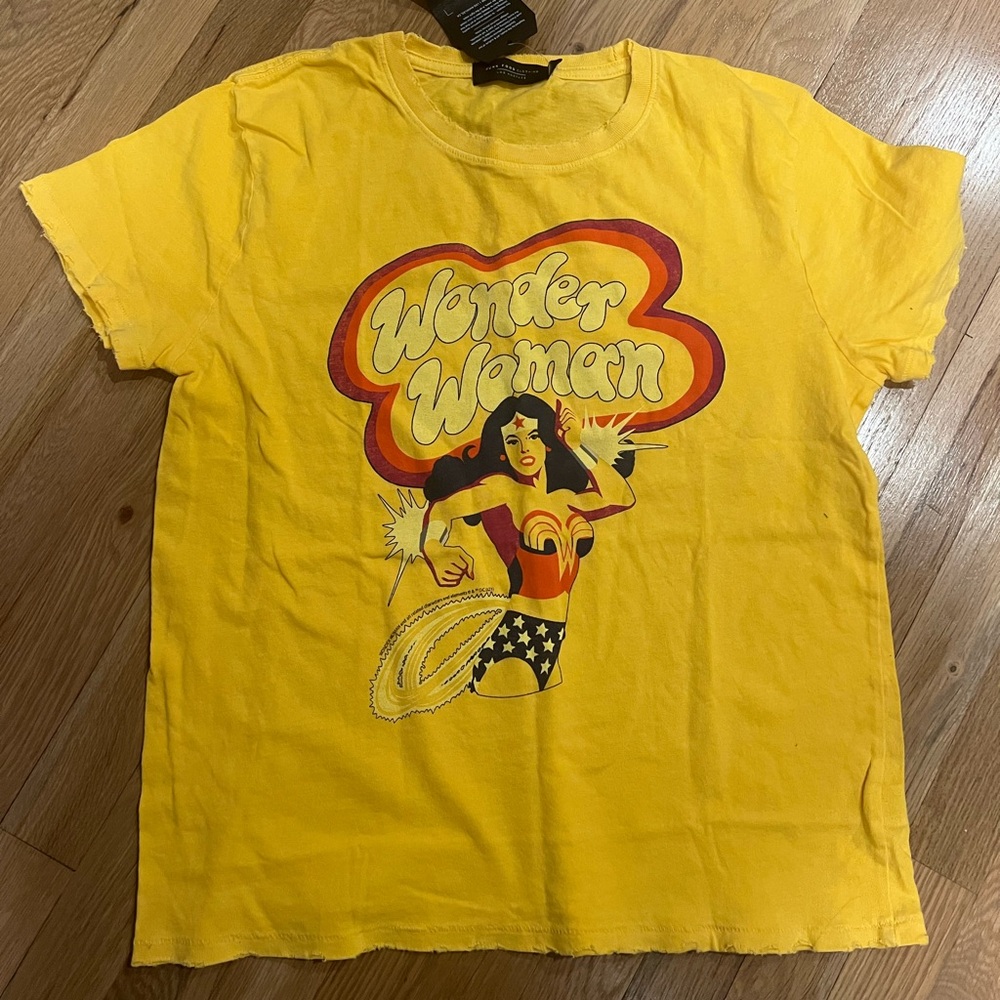Wonder Woman Yellow Graphic T-Shirt